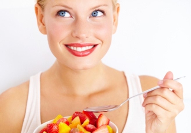 Leichter Snacks über den Tag verteilt - Schwangerschaftsübelkeit Leichter Snacks über den Tag verteilt - Schwangerschaftsübelkeit