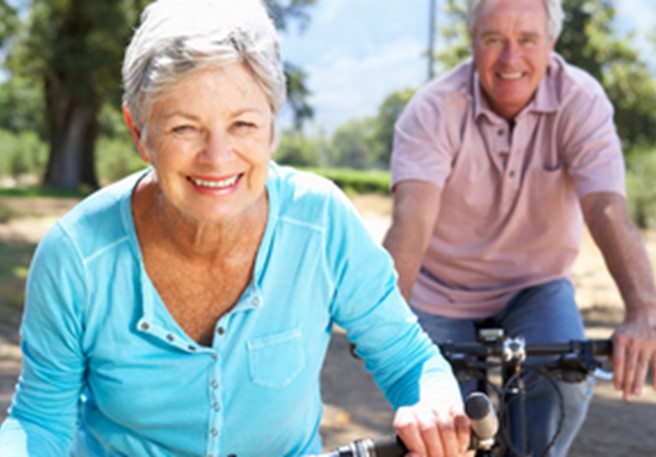 Ehepaar-Bewegung-frische-Luft Ehepaar-Bewegung-frische-Luft